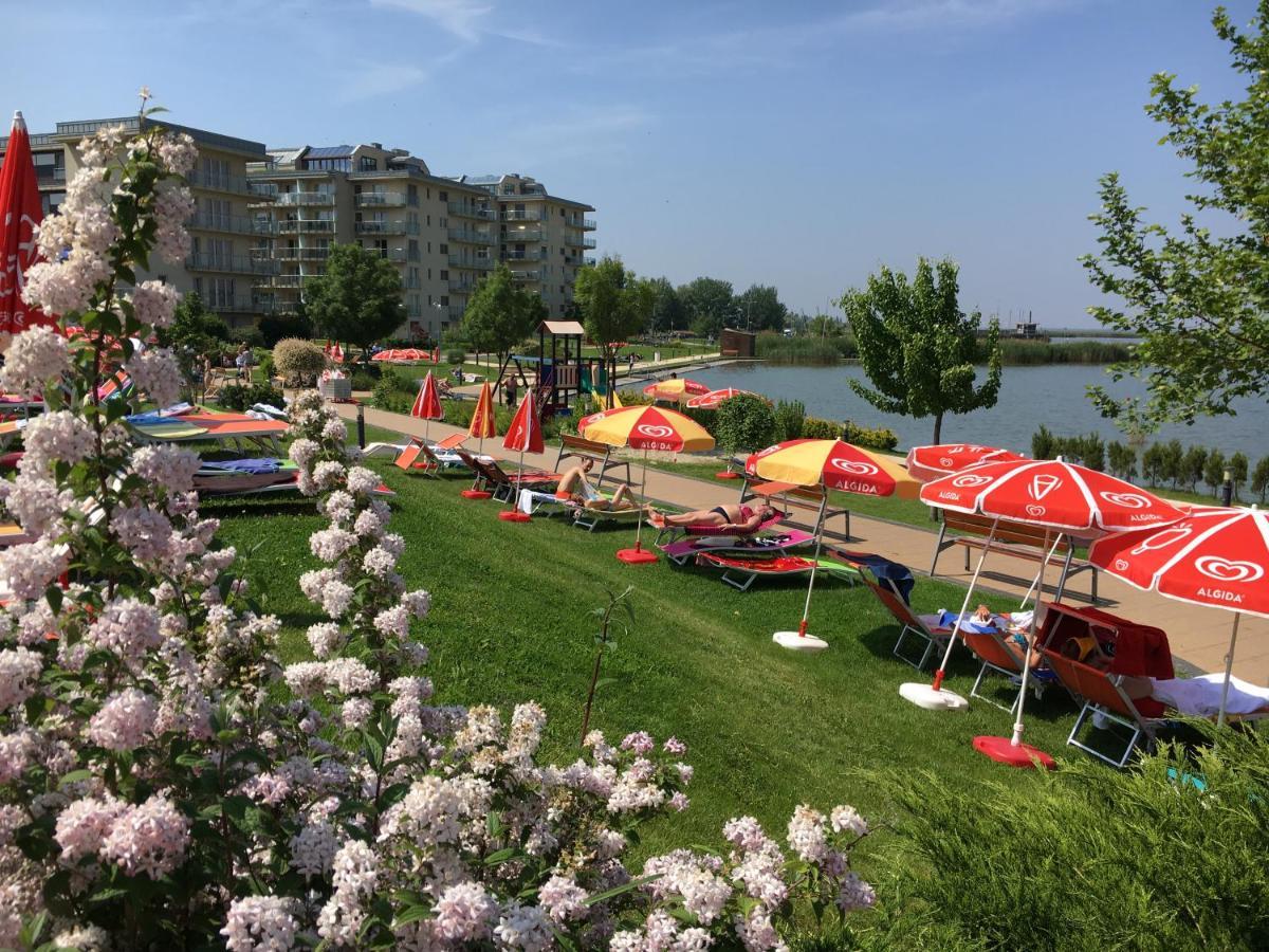 Aqua Apartman Superior Velence Dış mekan fotoğraf